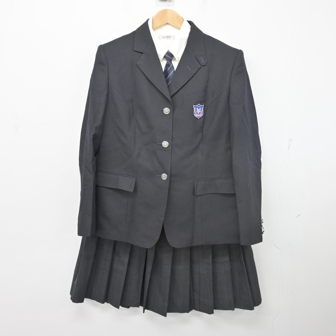【中古】兵庫県 西宮今津高等学校 女子制服 4点 (ブレザー・シャツ・スカート) sf103077