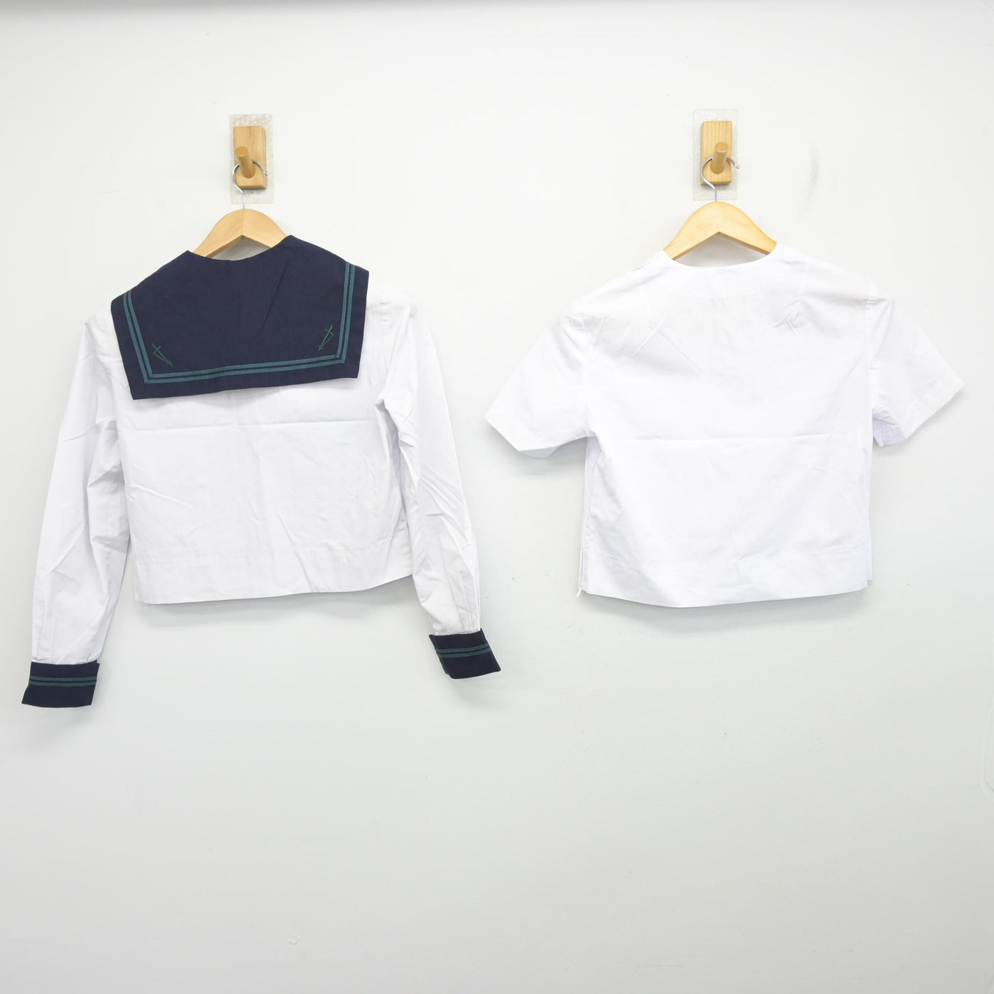 【中古】東京都 二松學舍大学附属高等学校 女子制服 2点 (セーラー服) sf103083