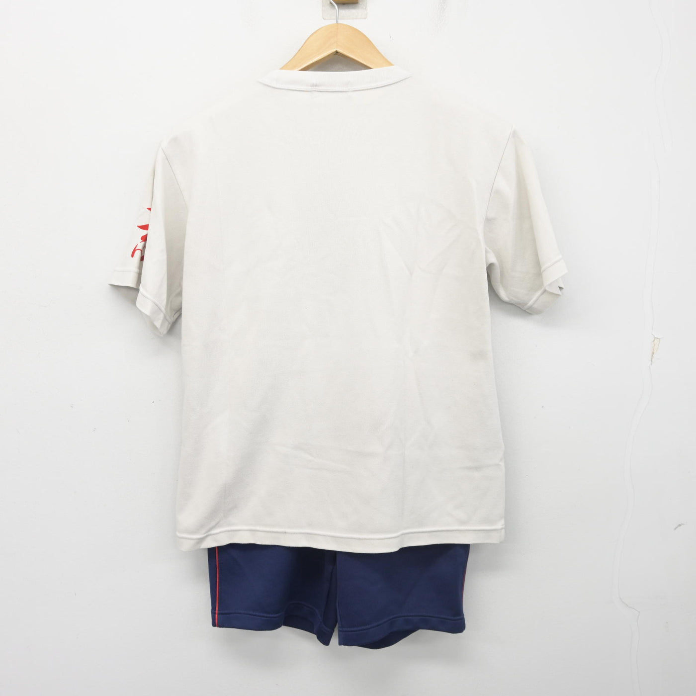 【中古】愛知県 志段味中学校 女子制服 2点 (体操服 上・体操服 下) sf103091