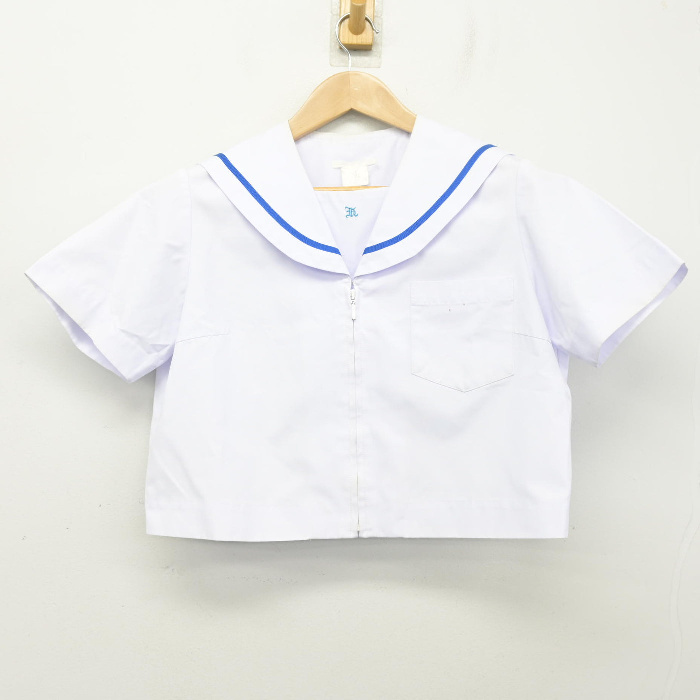 【中古】岐阜県 笠松中学校 女子制服 2点 (セーラー服・スカート) sf103094