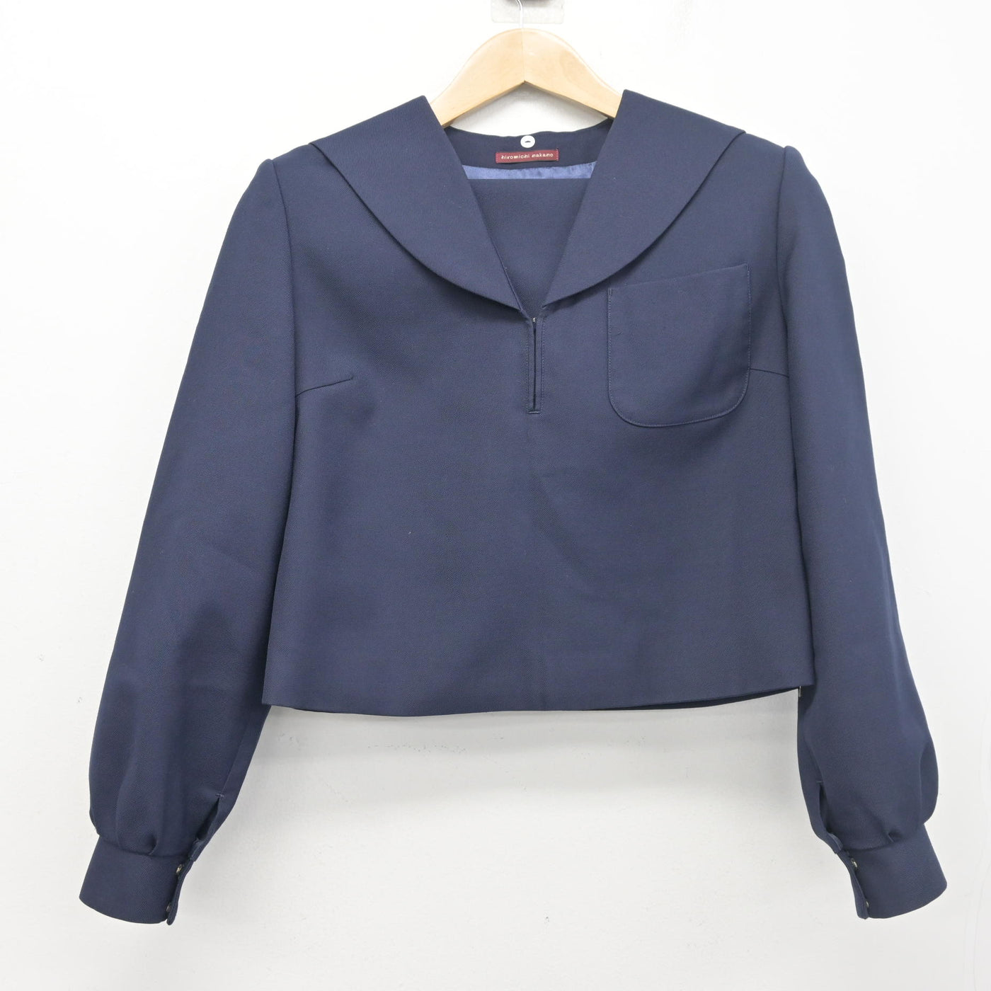 【中古】岐阜県 笠松中学校 女子制服 2点 (セーラー服・スカート) sf103098