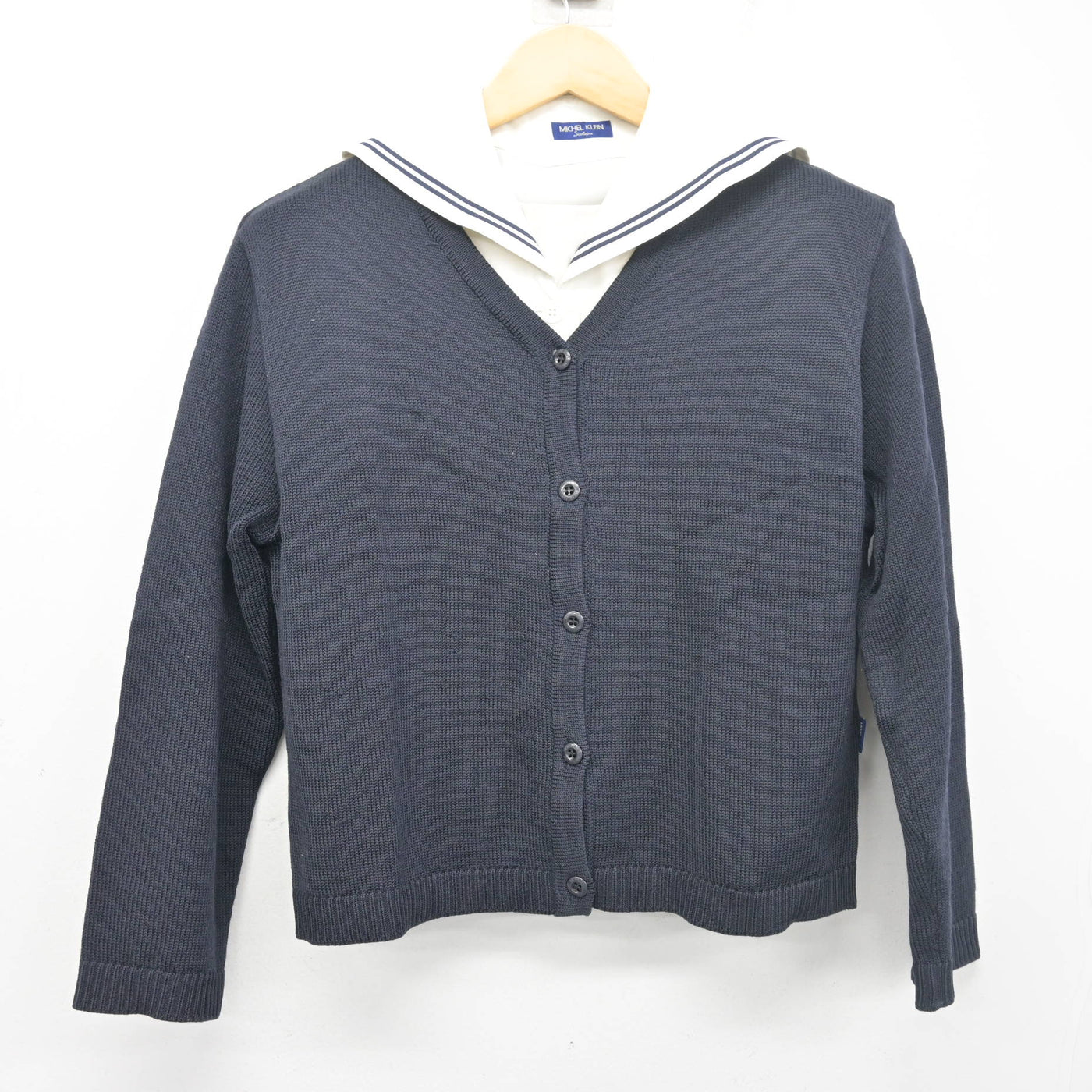 【中古】愛知県 桜花学園高等学校 女子制服 2点 (ニット・セーラー服) sf103121