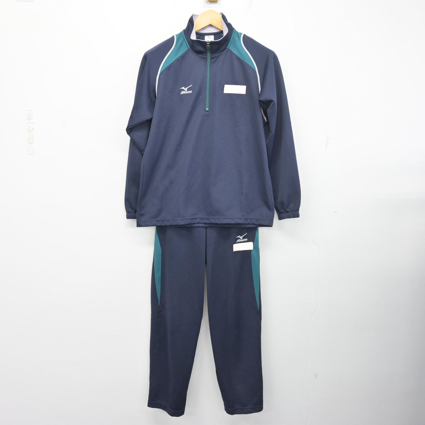 【中古】東京都 墨田川高等学校 女子制服 2点 (ジャージ 上・ジャージ 下) sf103131