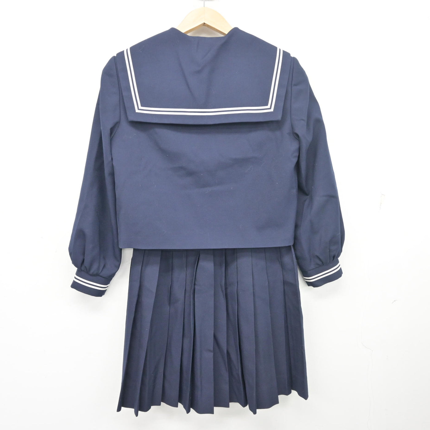 【中古】島根県 大田市立第一中学校/旧制服 女子制服 2点 (セーラー服・スカート) sf103144