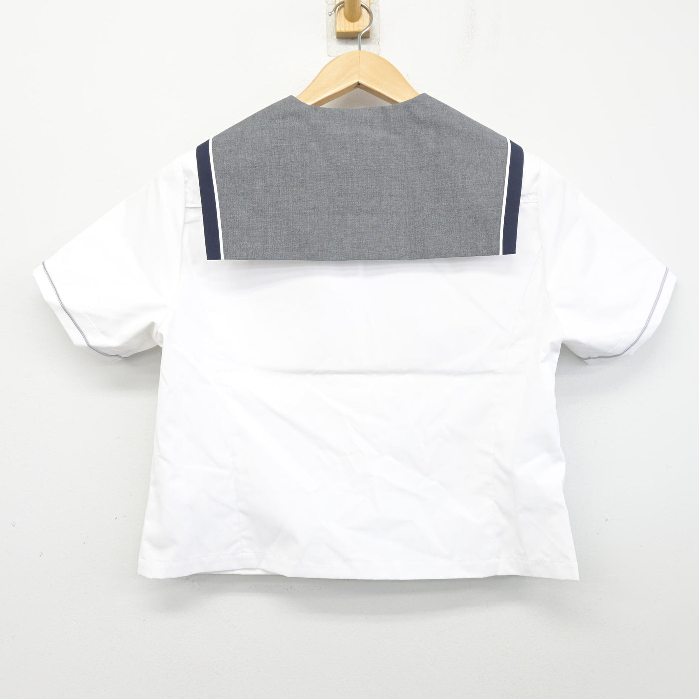 【中古】東京都 文化学園大学杉並中学校 女子制服 3点 (セーラー服・スカート) sf103183