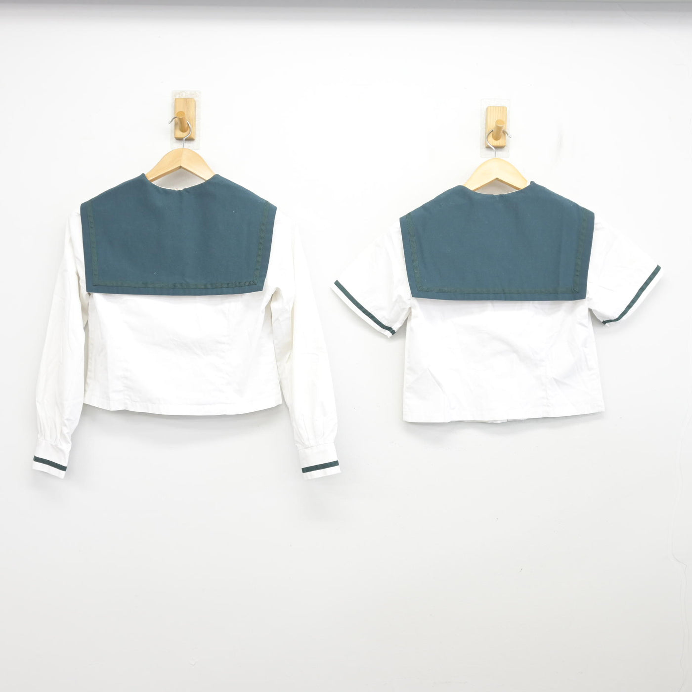 【中古】千葉県 成田国際高等学校 女子制服 4点 (セーラー服) sf103186