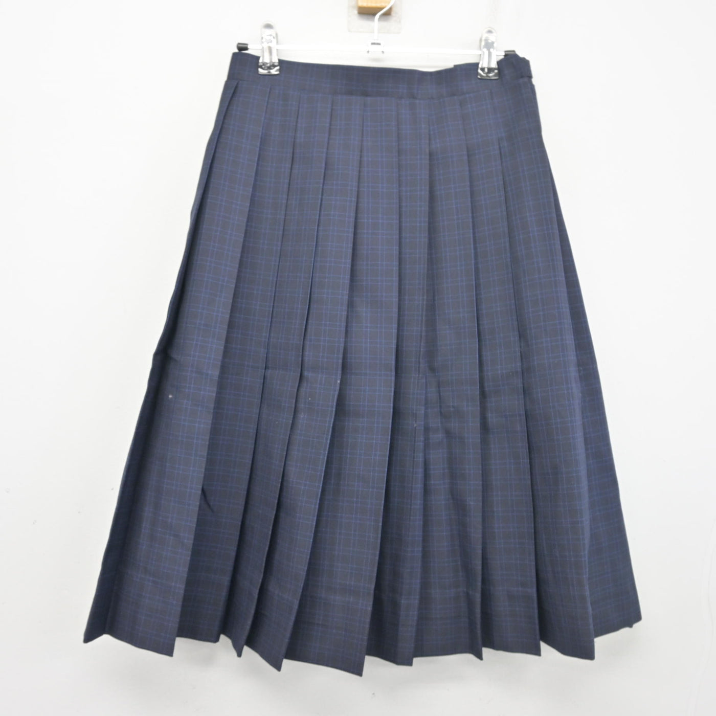 【中古】福岡県 福岡市内中学標準服 女子制服 4点 (ブレザー・シャツ・スカート) sf103196
