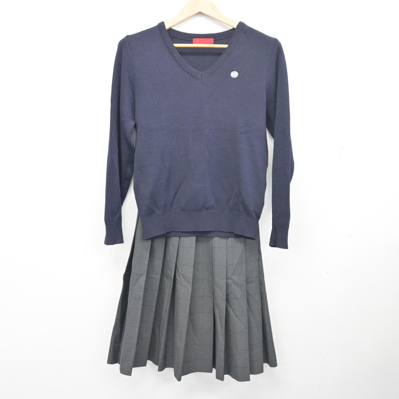 【中古】群馬県 伊勢崎興陽高等学校 女子制服 3点 (ブレザー・ニット・スカート) sf103203