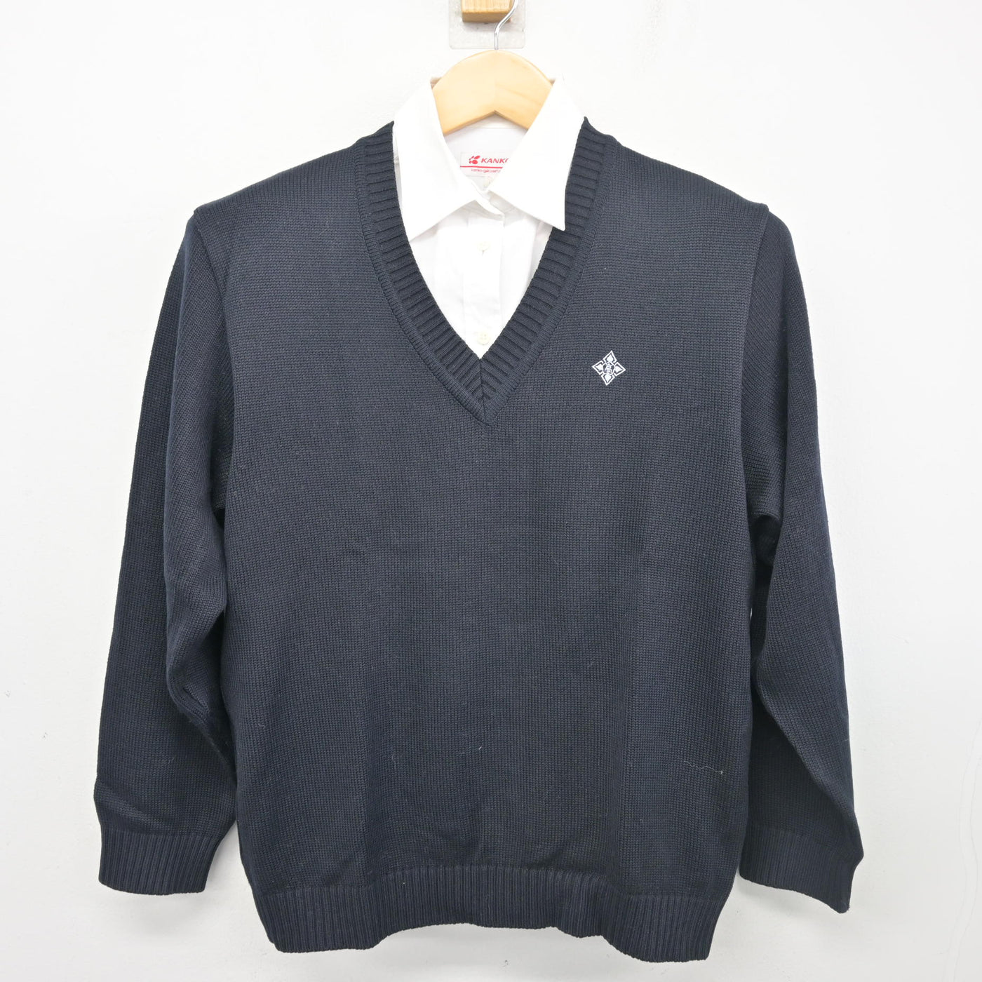 【中古】福岡県 筑紫丘高等学校 女子制服 2点 (ニット・シャツ) sf103231