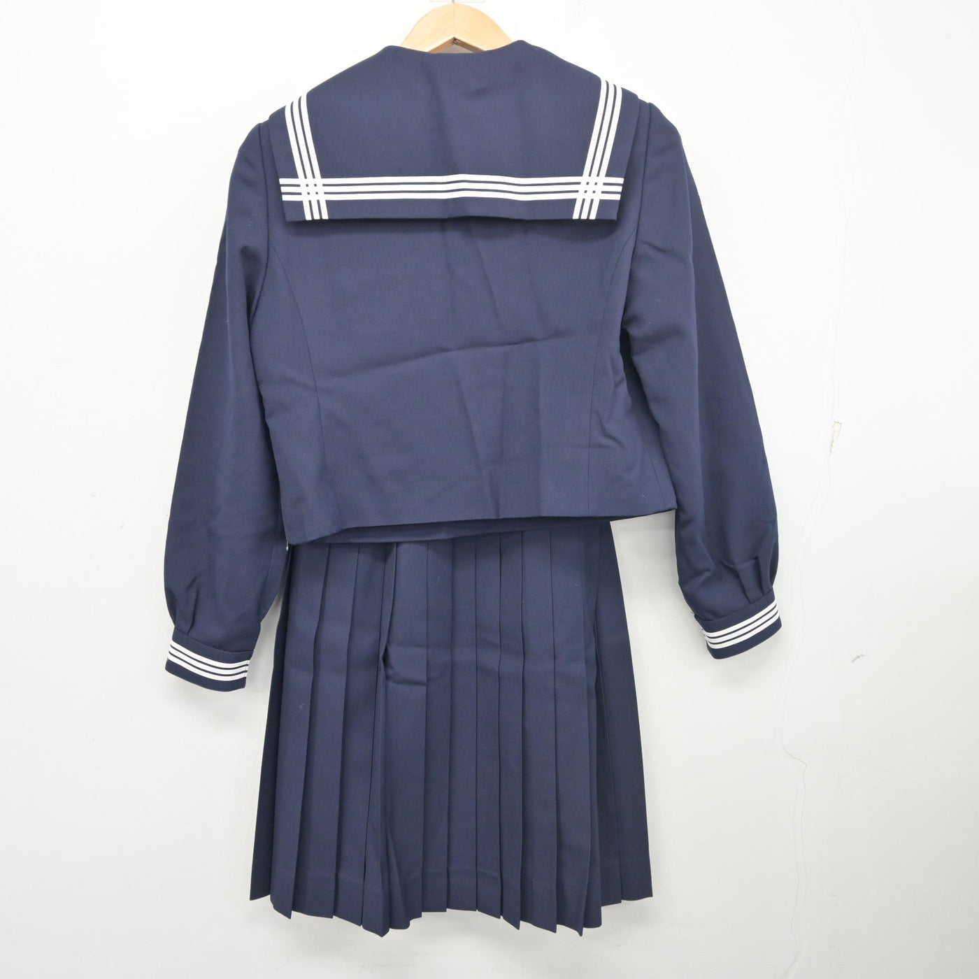 【中古】兵庫県 龍野東中学校 女子制服 4点 (セーラー服・スカート) sf103251