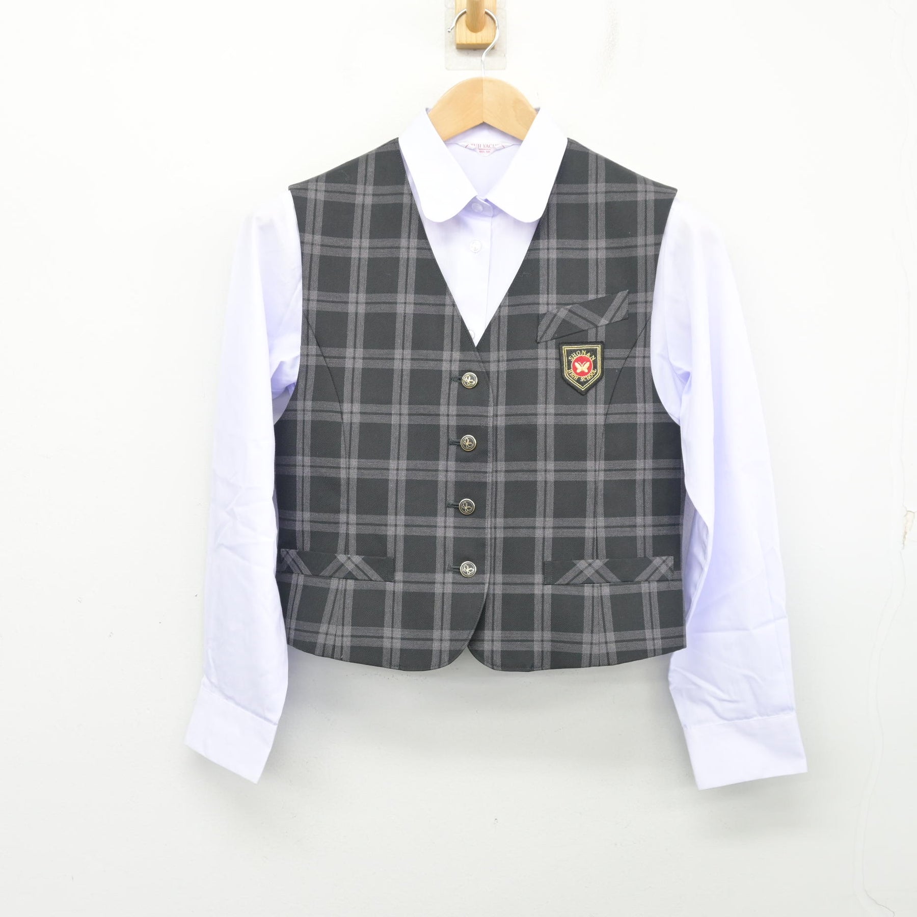 中古】鹿児島県 樟南高等学校 女子制服 2点 (ベスト・シャツ) sf103264 