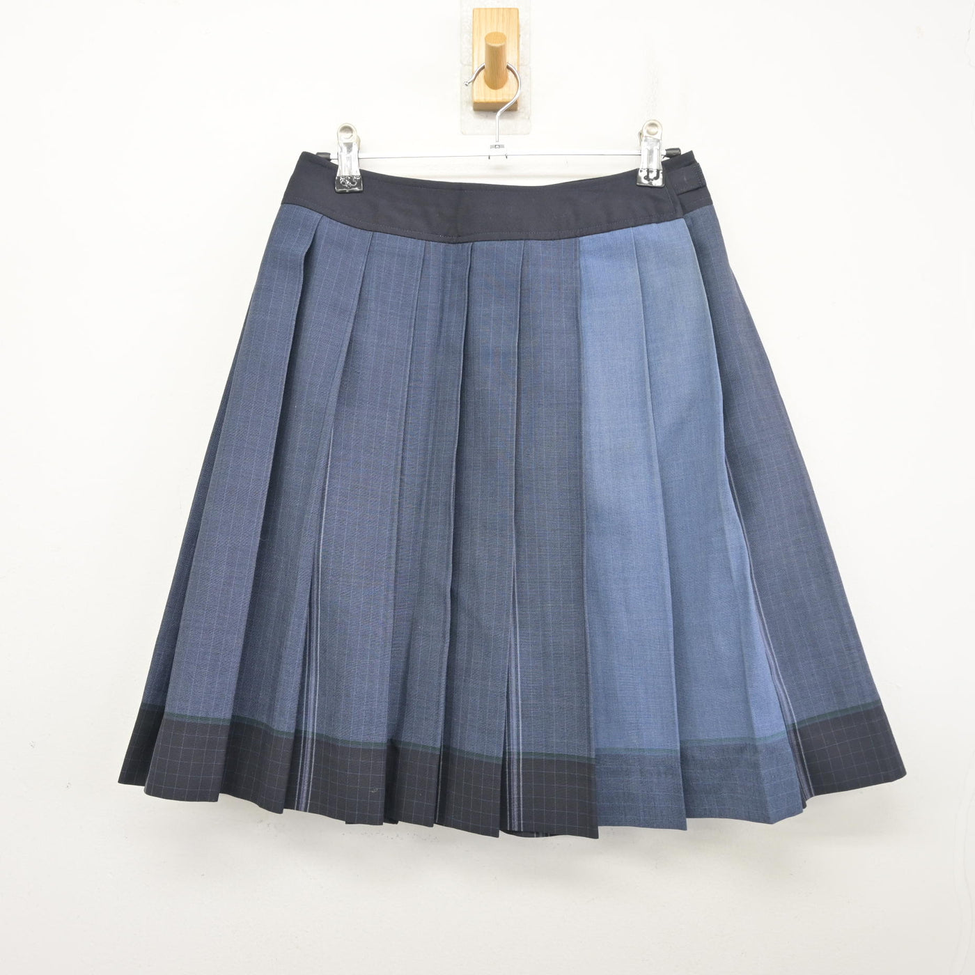 【中古】鹿児島県 樟南高等学校 女子制服 2点 (セーラー服・スカート) sf103266