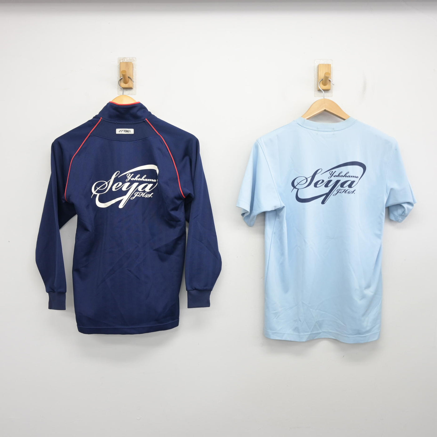 【中古】神奈川県 瀬谷中学校 女子制服 2点 (ジャージ 上・体操服 上) sf103273