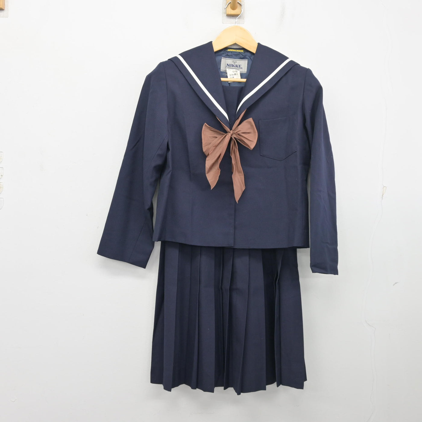 【中古】福島県 喜多方市立第一中学校 女子制服 3点 (セーラー服・スカート) sf103274