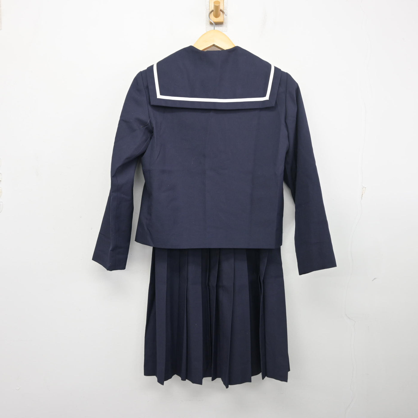 【中古】福島県 喜多方市立第一中学校 女子制服 3点 (セーラー服・スカート) sf103274