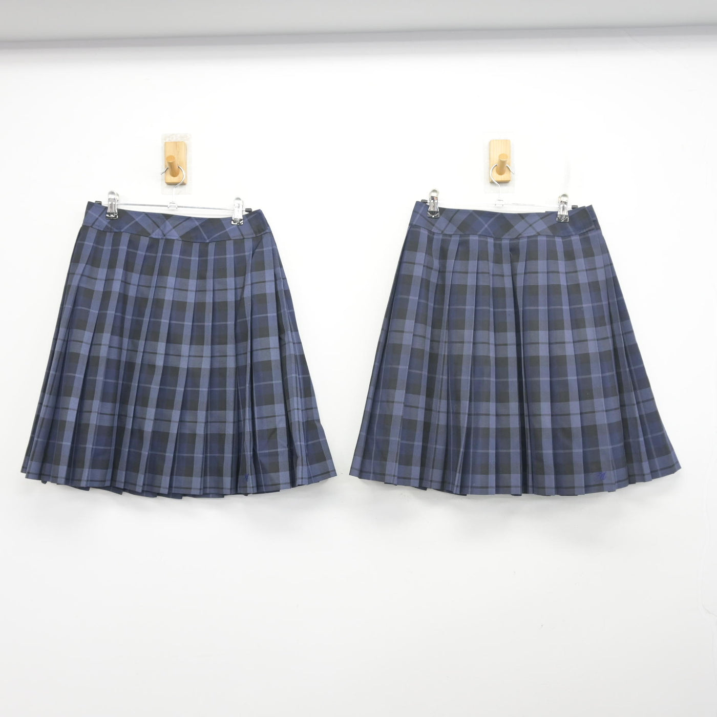 【中古】福島県 福島明成高等学校 女子制服 3点 (ブレザー・スカート) sf103309
