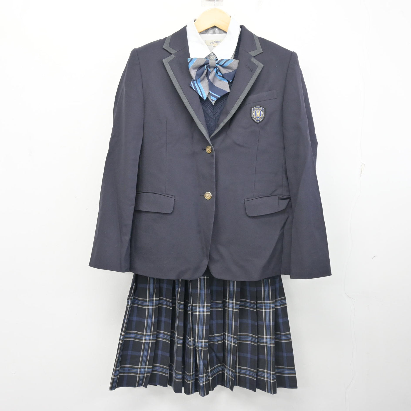 【中古】愛知県 新川高等学校 女子制服 5点 (ブレザー・ニットベスト・シャツ・スカート) sf103315