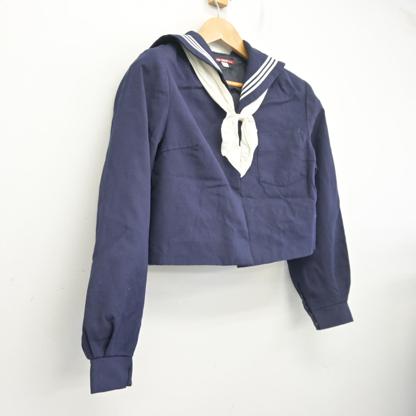 【中古】和歌山県 有功中学校 女子制服 2点 (セーラー服) sf103334