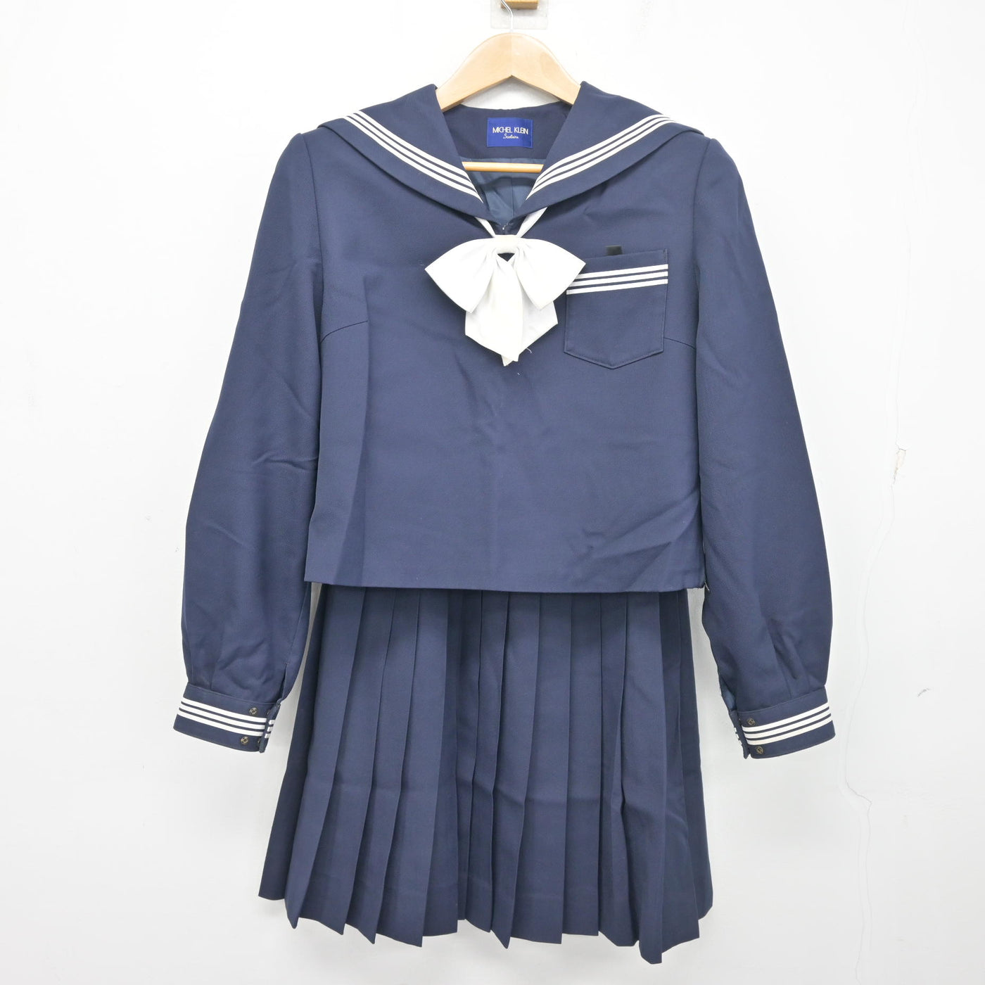 【中古】兵庫県 那波中学校 女子制服 3点 (セーラー服・スカート) sf103397