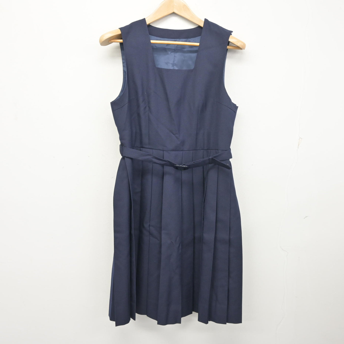 【中古】神奈川県 宮崎中学校 女子制服 3点 (セーラー服・ジャンパースカート) sf103427