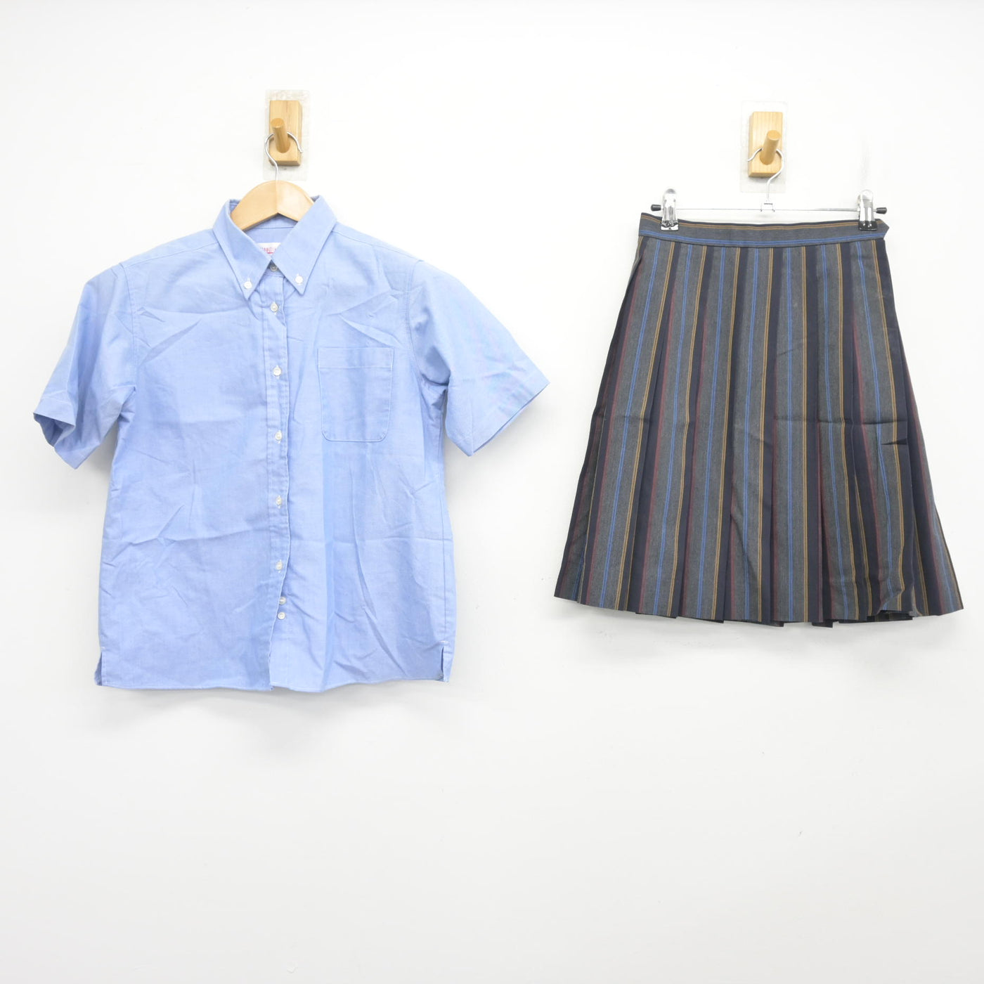 【中古】福島県 葵高等学校 女子制服 2点 (シャツ・スカート) sf103445