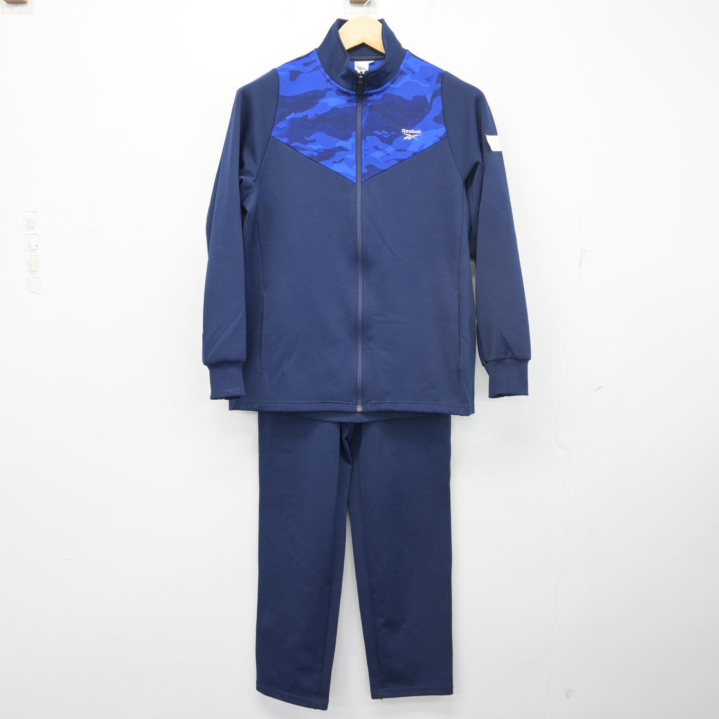 【中古】福岡県 福岡雙葉高等学校 女子制服 2点 (ジャージ 上・ジャージ 下) sf103454
