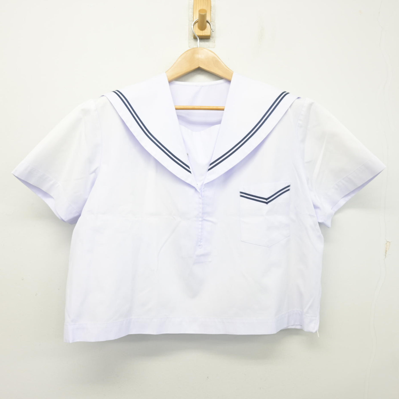 【中古】奈良県 天理市立南中学校 女子制服 2点 (セーラー服・スカート) sf103465