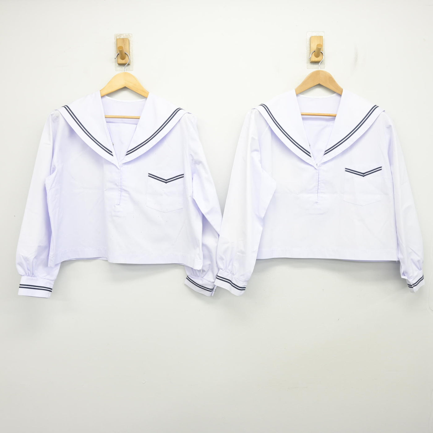 【中古】奈良県 天理市立南中学校 女子制服 2点 (セーラー服) sf103469