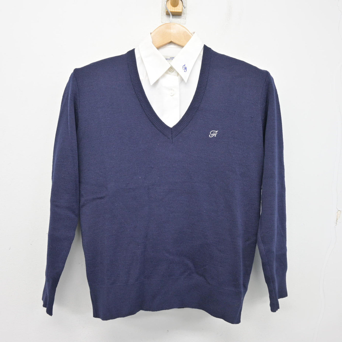 【中古】福岡県 二日市中学校 女子制服 2点 (ニット・シャツ) sf103473