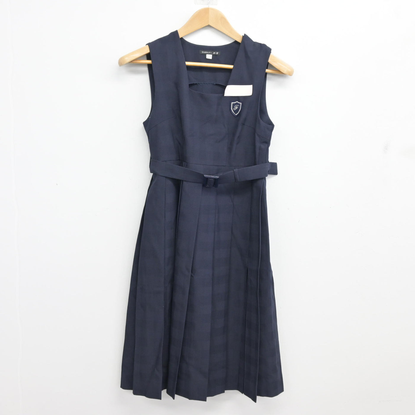 【中古】福岡県 二日市中学校 女子制服 2点 (シャツ・ジャンパースカート) sf103480