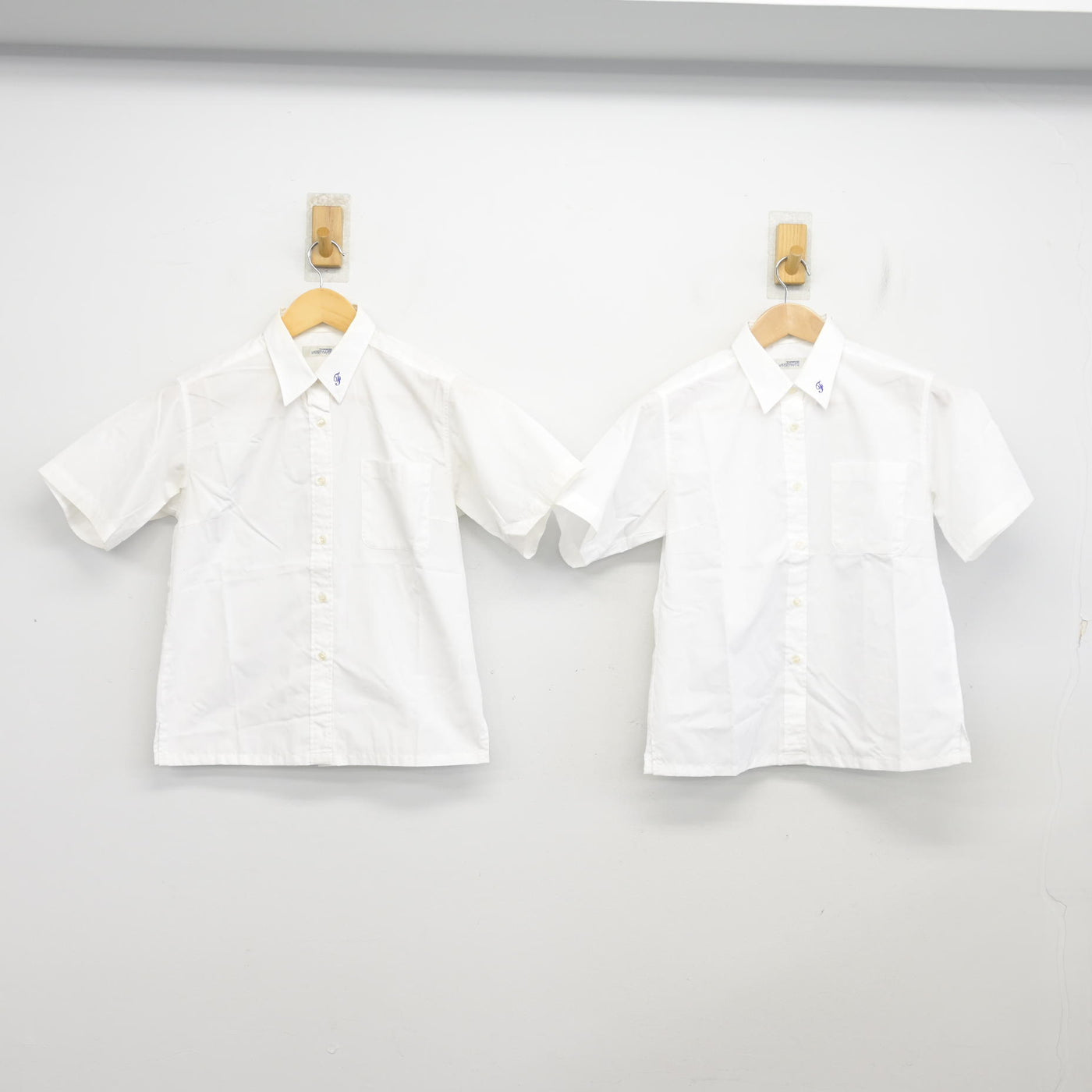 【中古】福岡県 二日市中学校 女子制服 2点 (シャツ) sf103481