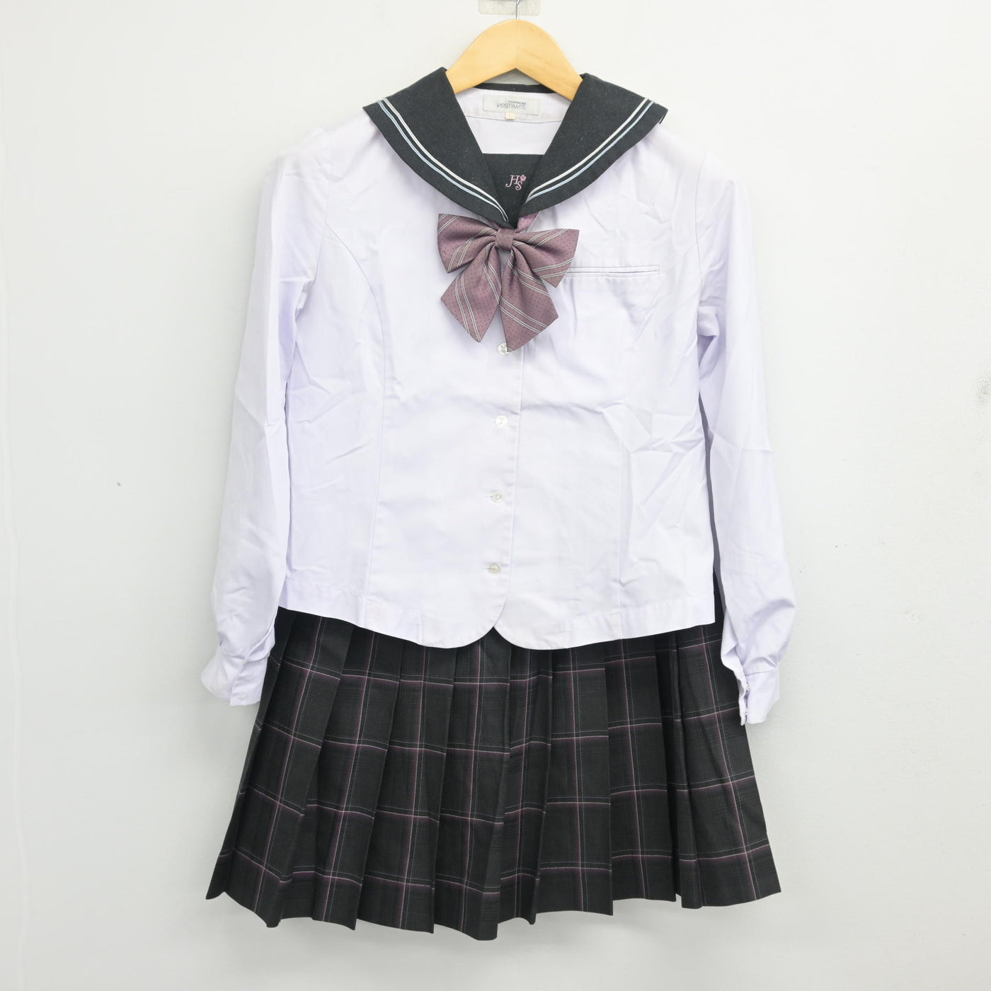 【中古】広島県 広島桜が丘高等学校 女子制服 4点 (ブレザー・セーラー服・スカート) sf103483