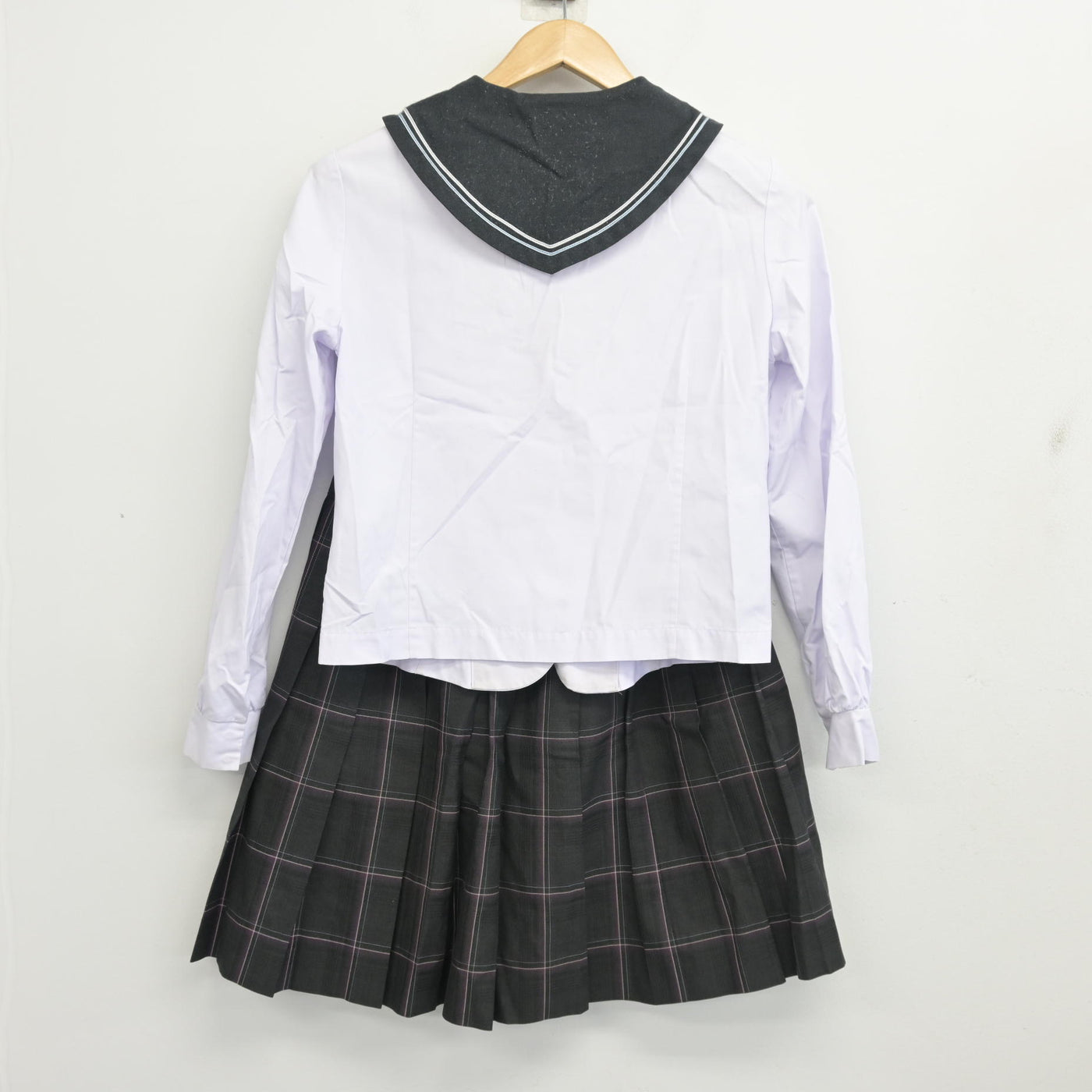 【中古】広島県 広島桜が丘高等学校 女子制服 3点 (ニット・セーラー服・スカート) sf103484