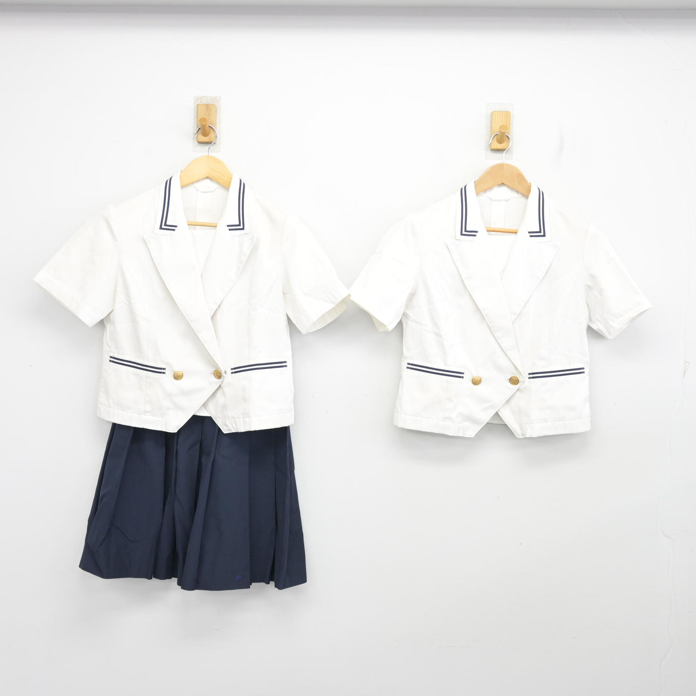 【中古】静岡県 星陵中学校・高等学校 女子制服 3点 (ブラウス・スカート) sf103494