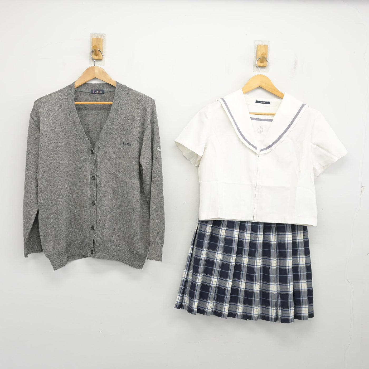 【中古】埼玉県 浦和麗明高等学校 女子制服 3点 (ニット・セーラー服・スカート) sf103495