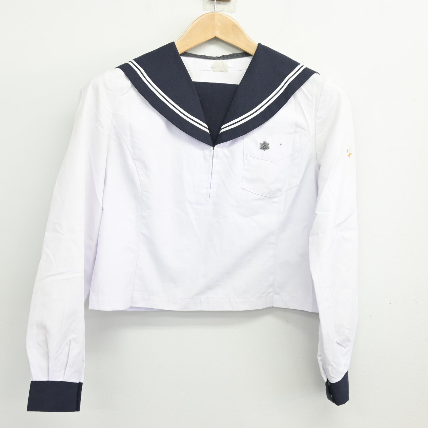 【中古】北海道 千歳高等学校 女子制服 2点 (ニット・セーラー服) sf103511