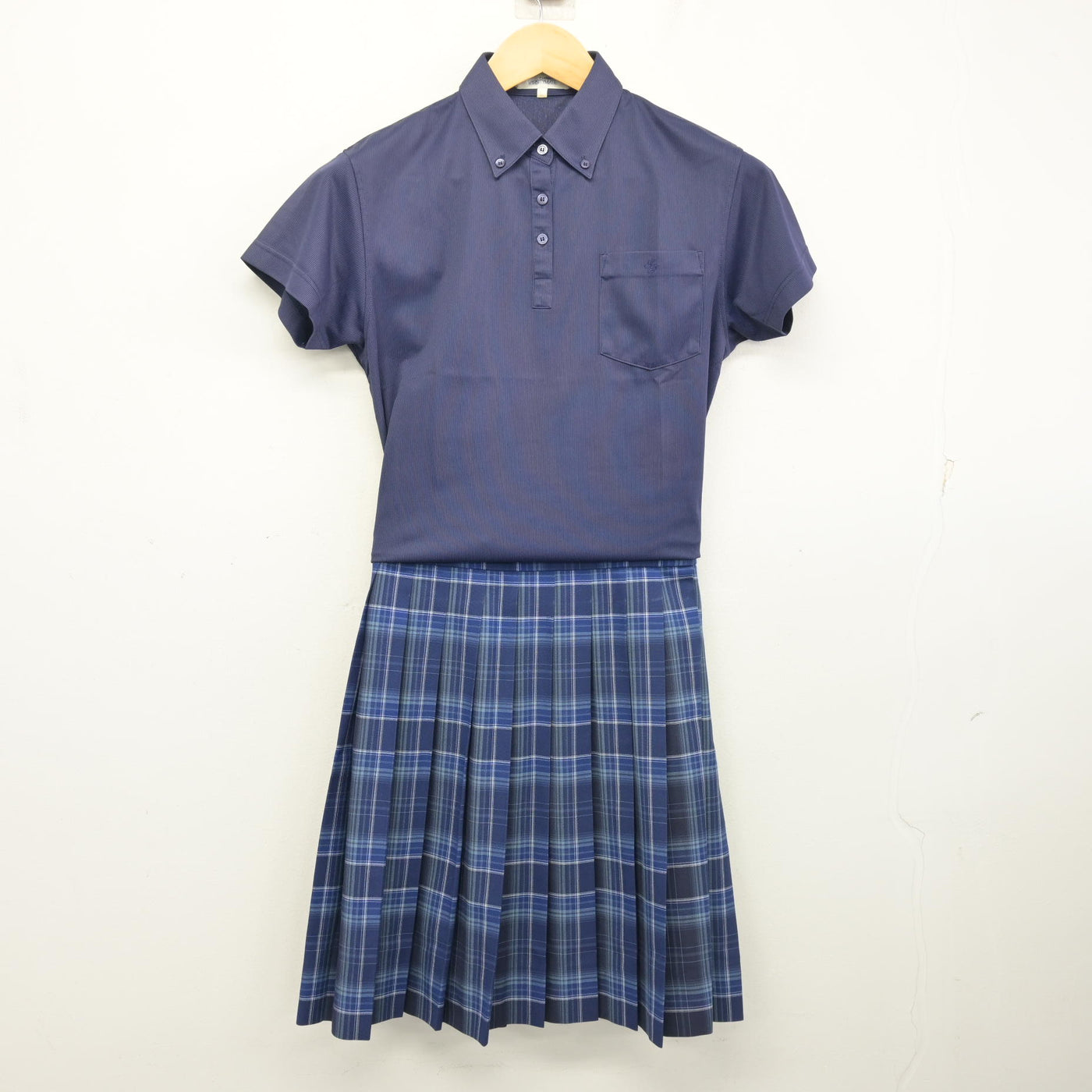 【中古】千葉県 昭和学院高等学校 女子制服 3点 (シャツ・スカート) sf103535