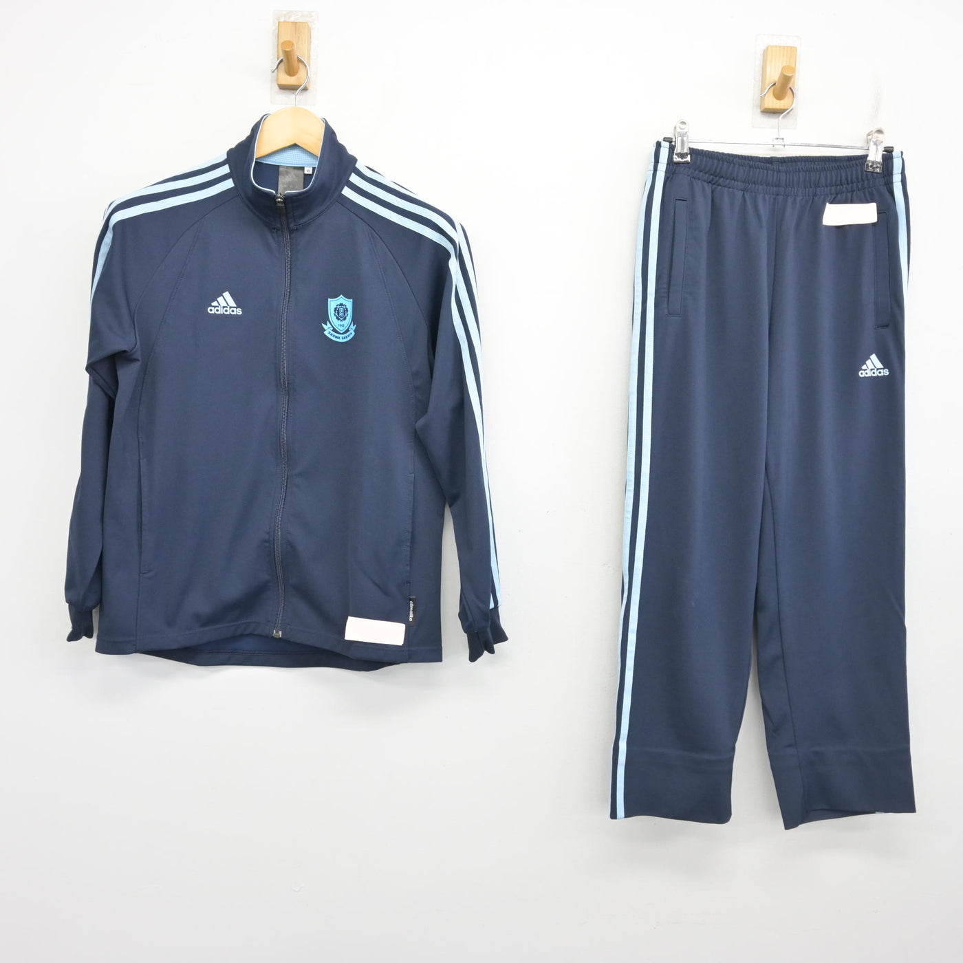 【中古】千葉県 昭和学院高等学校 女子制服 2点 (ジャージ 上・ジャージ 下) sf103536