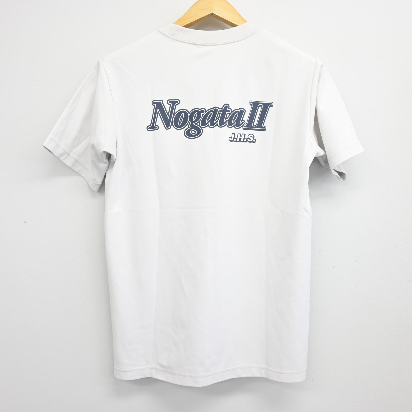 【中古】福岡県 直方第二中学校 女子制服 2点 (体操服 上・体操服 下) sf103541