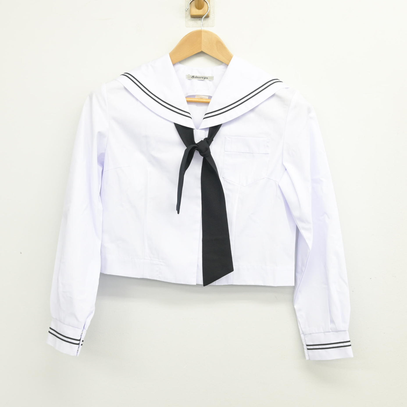 【中古】群馬県 桐生女子高等学校 女子制服 3点 (セーラー服・セーラー服) sf103570
