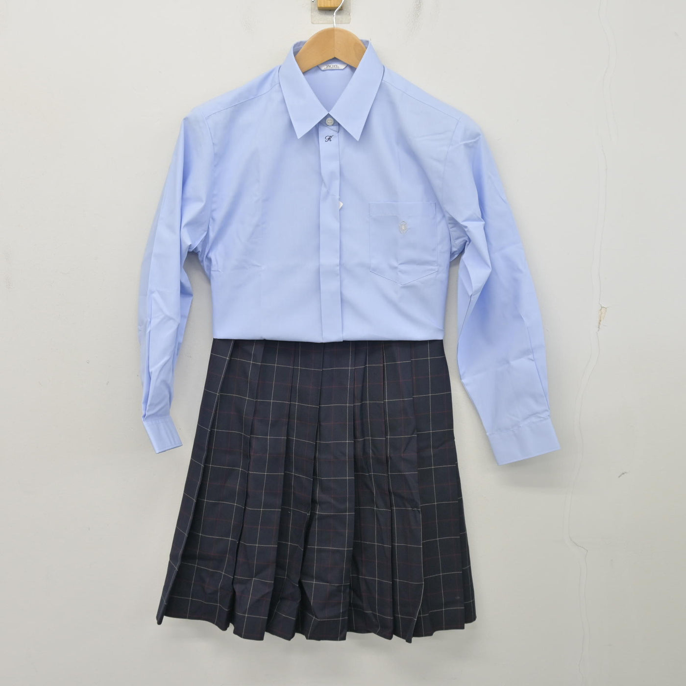 【中古】東京都 吉祥女子中学・高等学校 女子制服 3点 (ブレザー・シャツ・スカート) sf103571