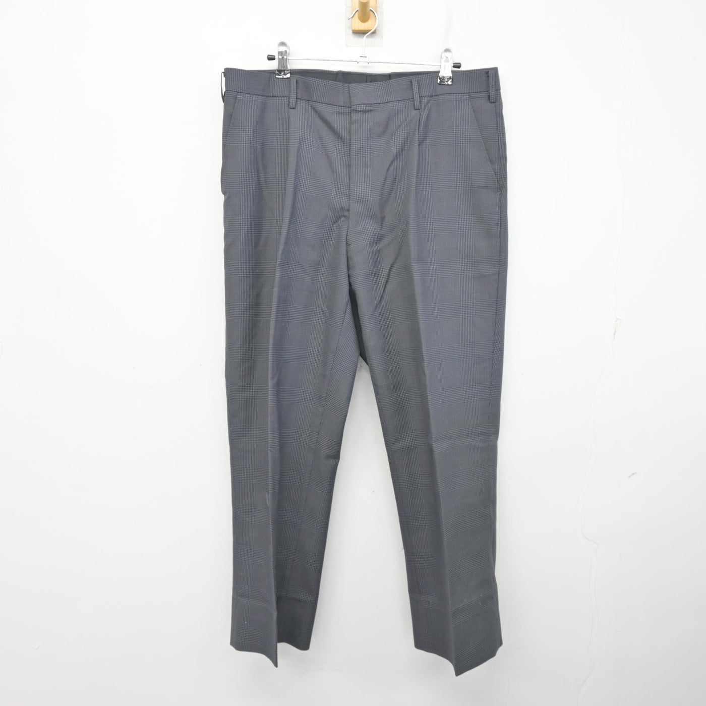 【中古】大阪府 アサンプション国際中学校高等学校 男子制服 4点 (ニット・シャツ・ズボン) sf103598