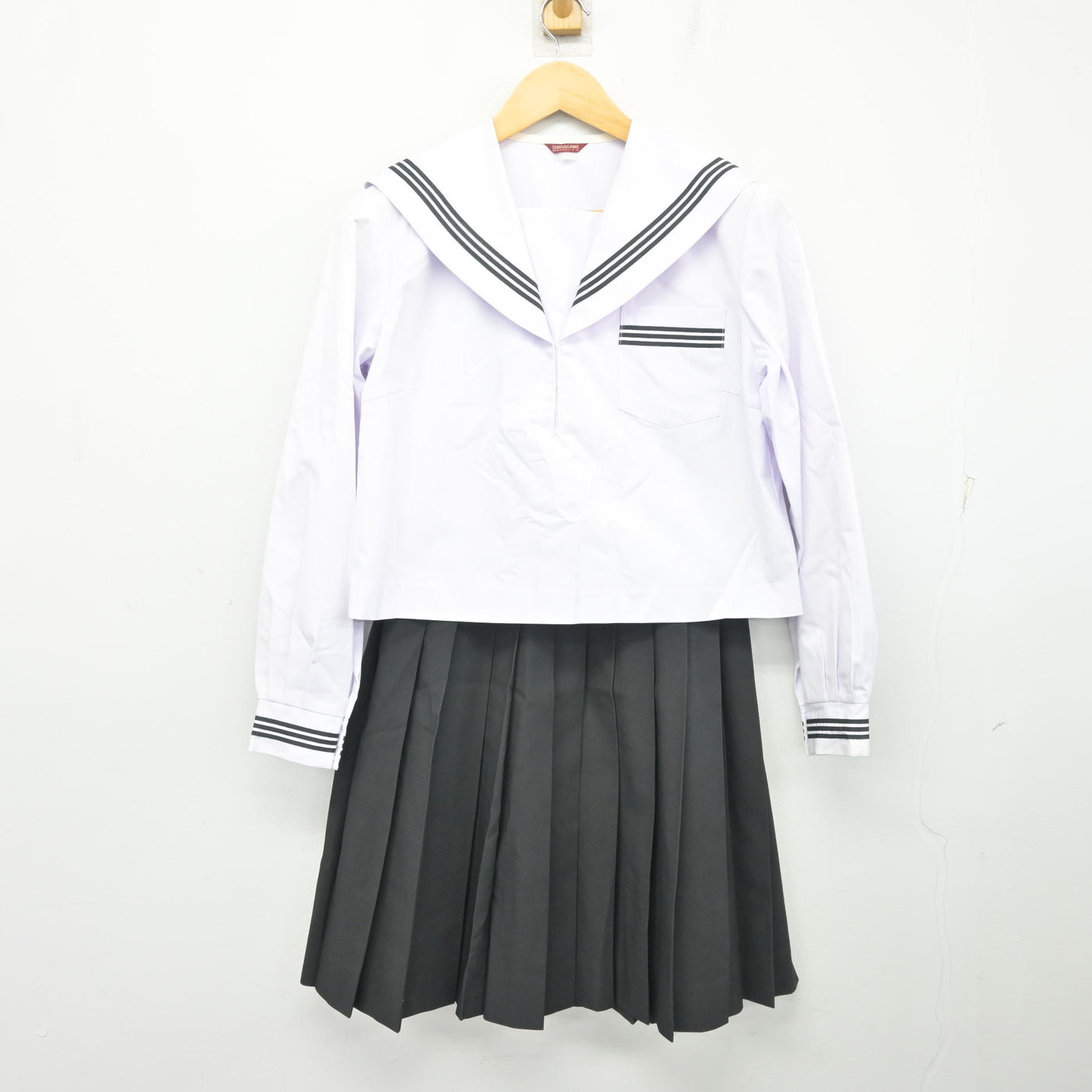 【中古】山口県 柳井高等学校 女子制服 2点 (セーラー服・スカート) sf103620