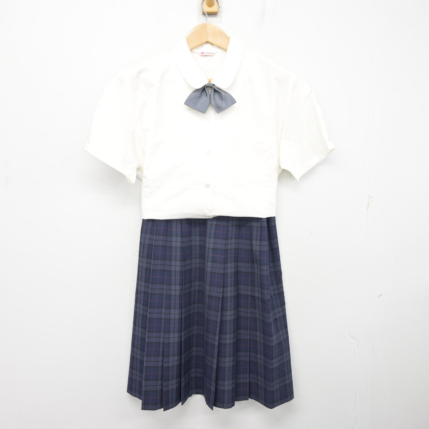 【中古】香川県 高松商業高等学校 女子制服 3点 (シャツ・スカート) sf103635