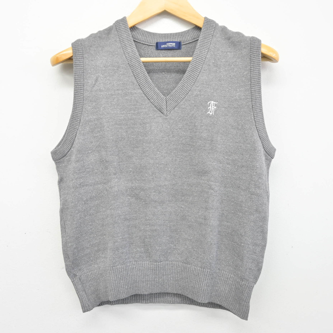 【中古】東京都 富士見高等学校 女子制服 2点 (ニット・ニットベスト) sf103666