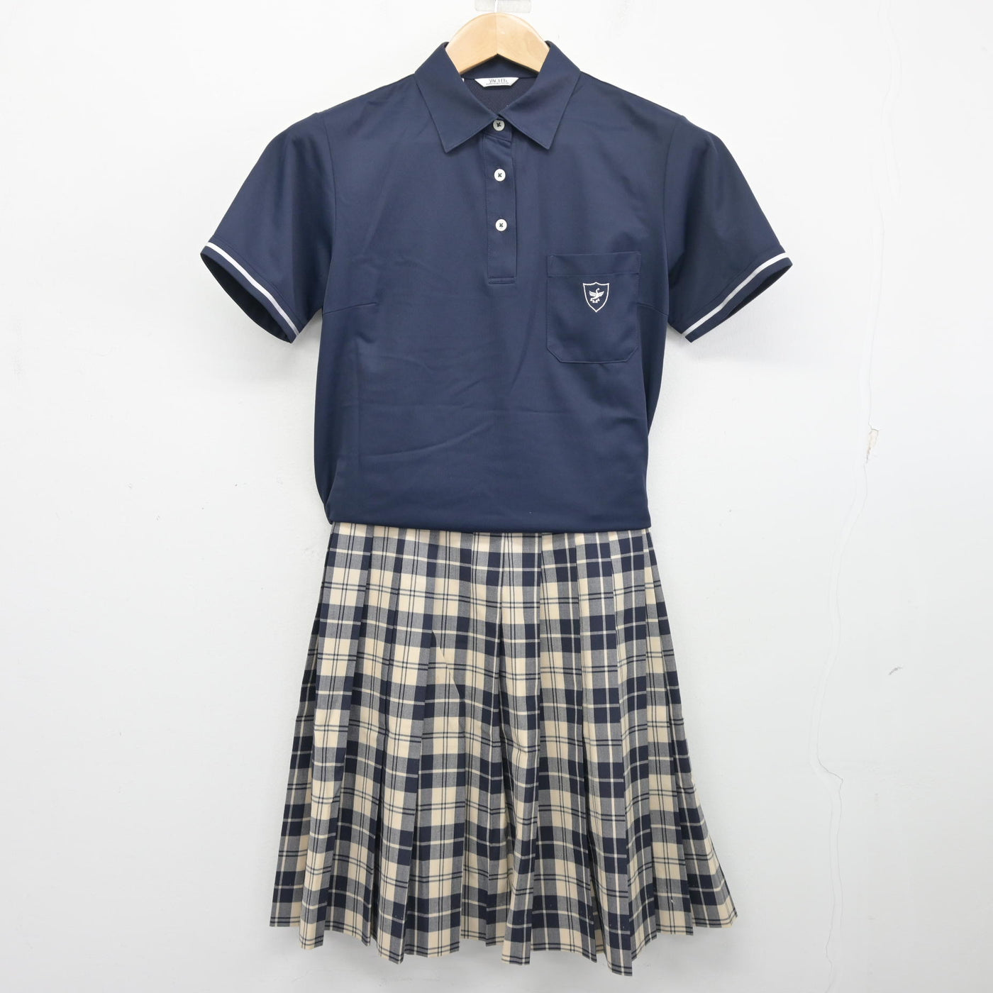 【中古】熊本県 秀岳館高等学校 女子制服 3点 (シャツ・スカート) sf103676