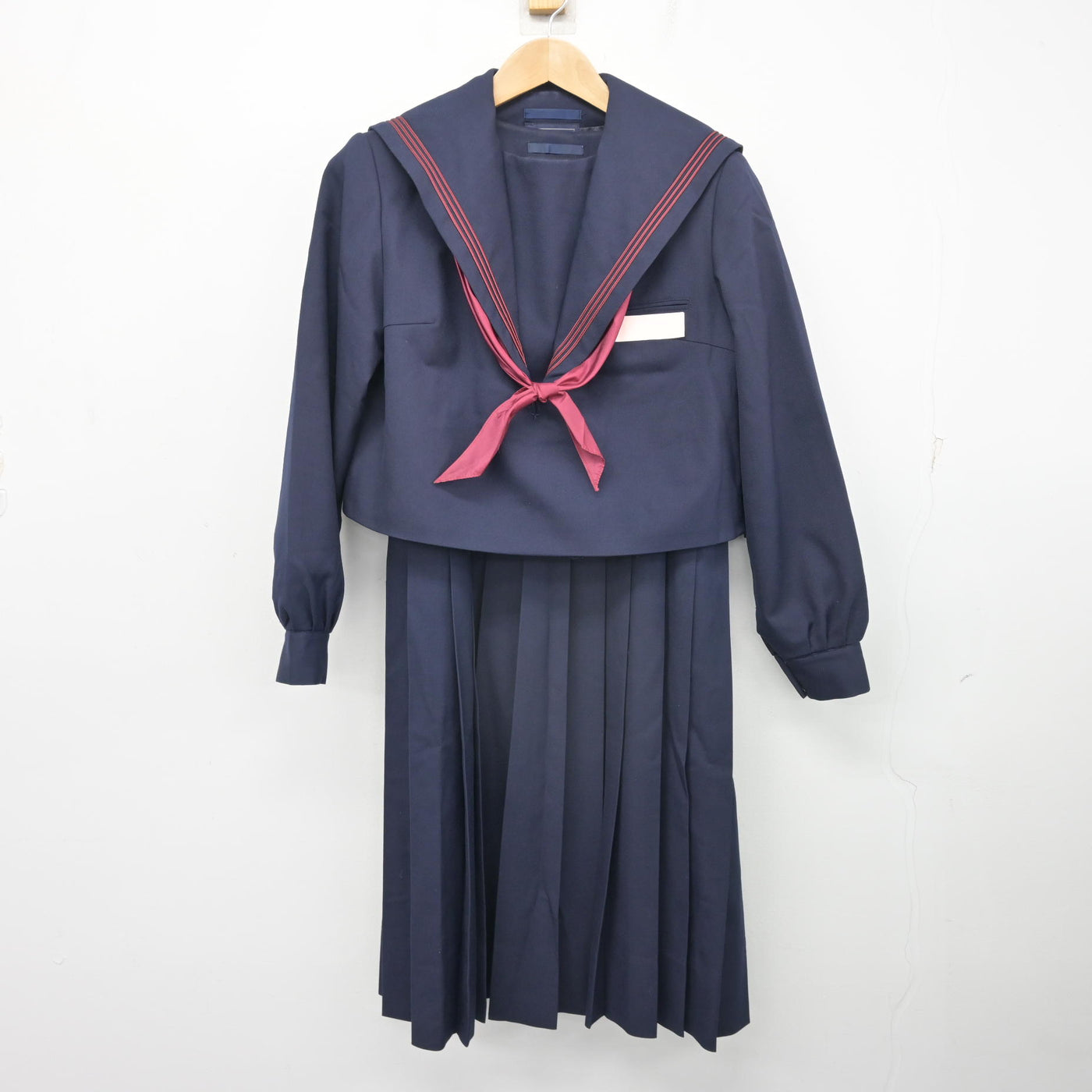 【中古】福岡県 青葉中学校/旧制服 女子制服 3点 (セーラー服・ジャンパースカート) sf103719