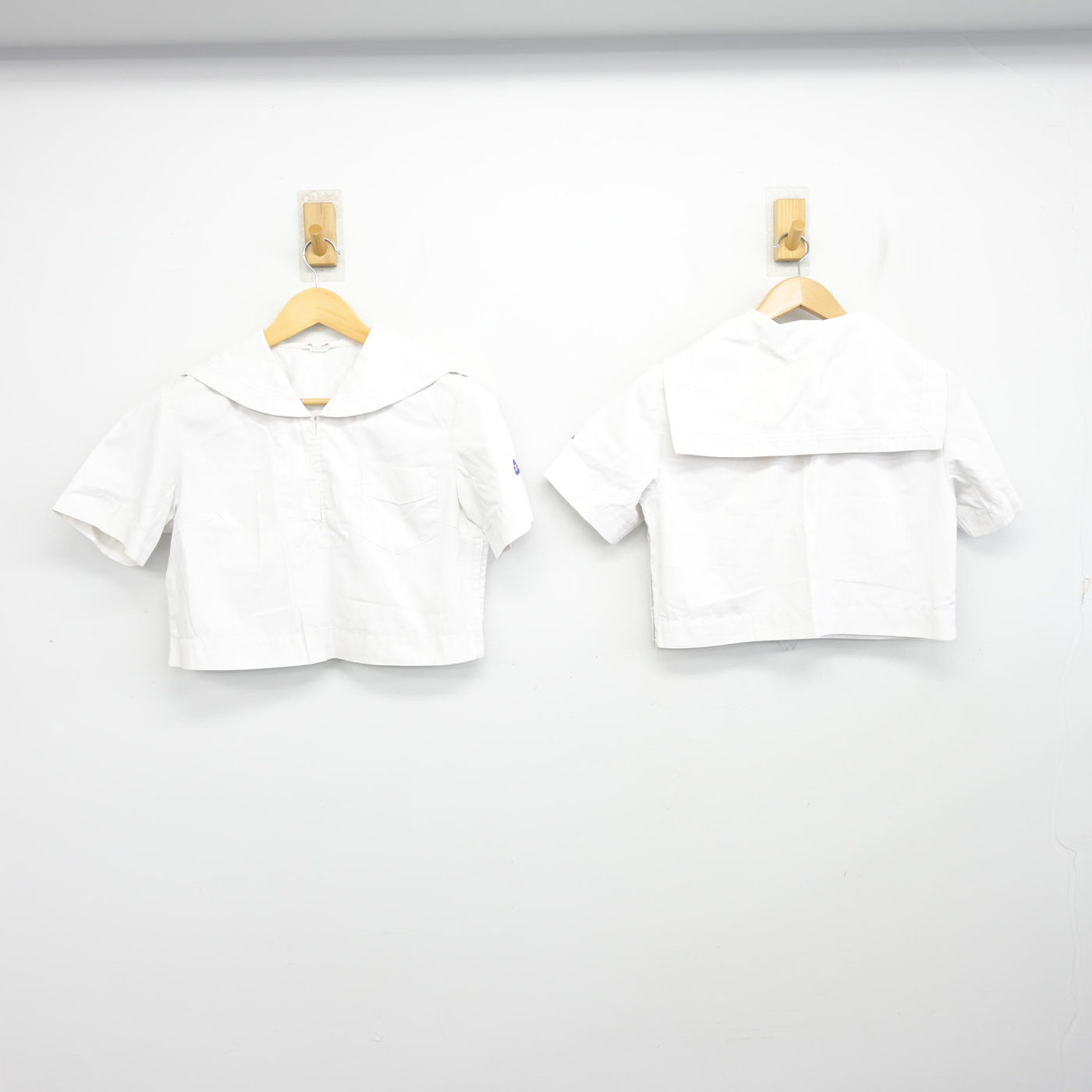 【中古】福岡県 香椎高等学校 女子制服 4点 (セーラー服・スカート) sf103724