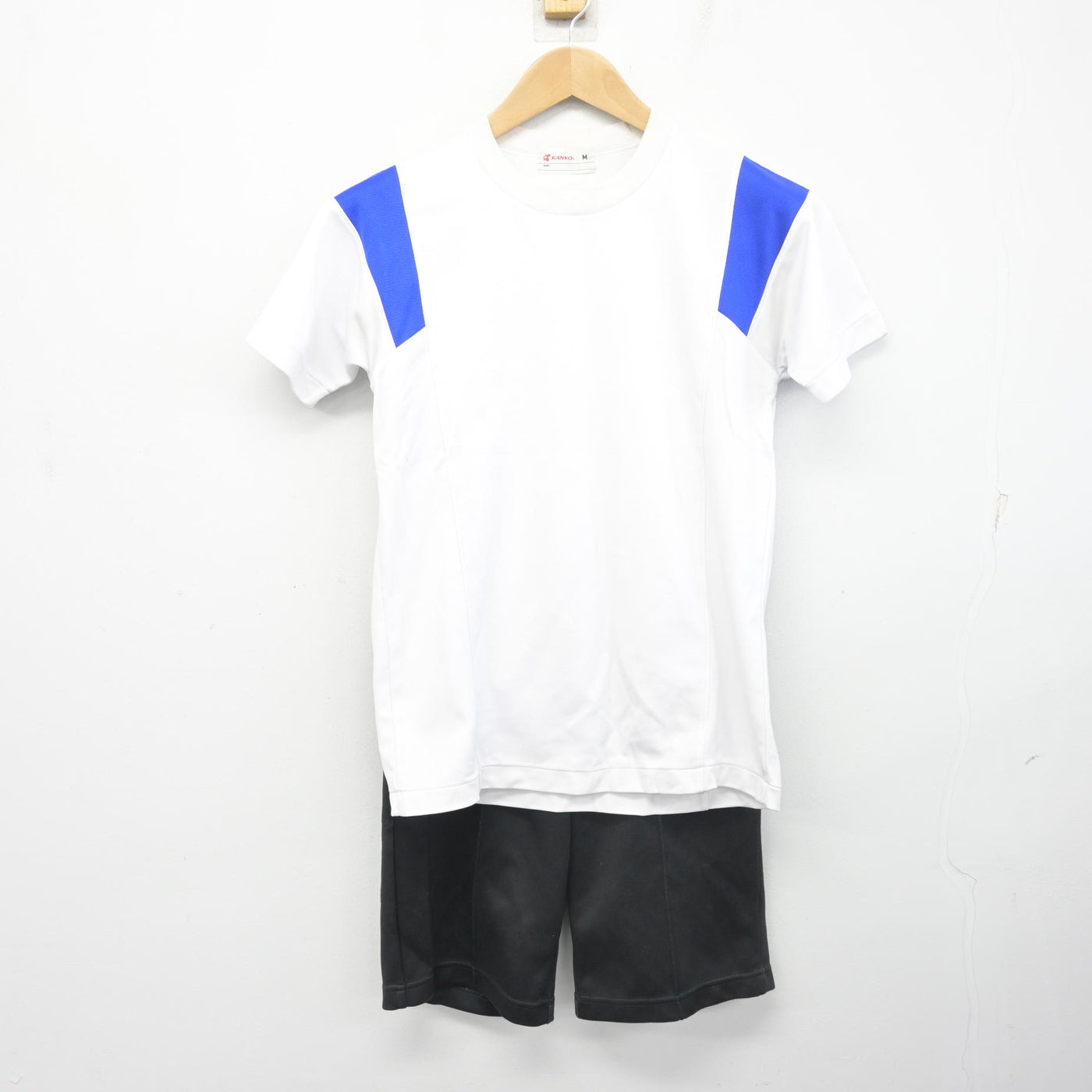 【中古】茨城県 手代木中学校 女子制服 3点 (ジャージ 上・体操服 上・体操服 下) sf103727