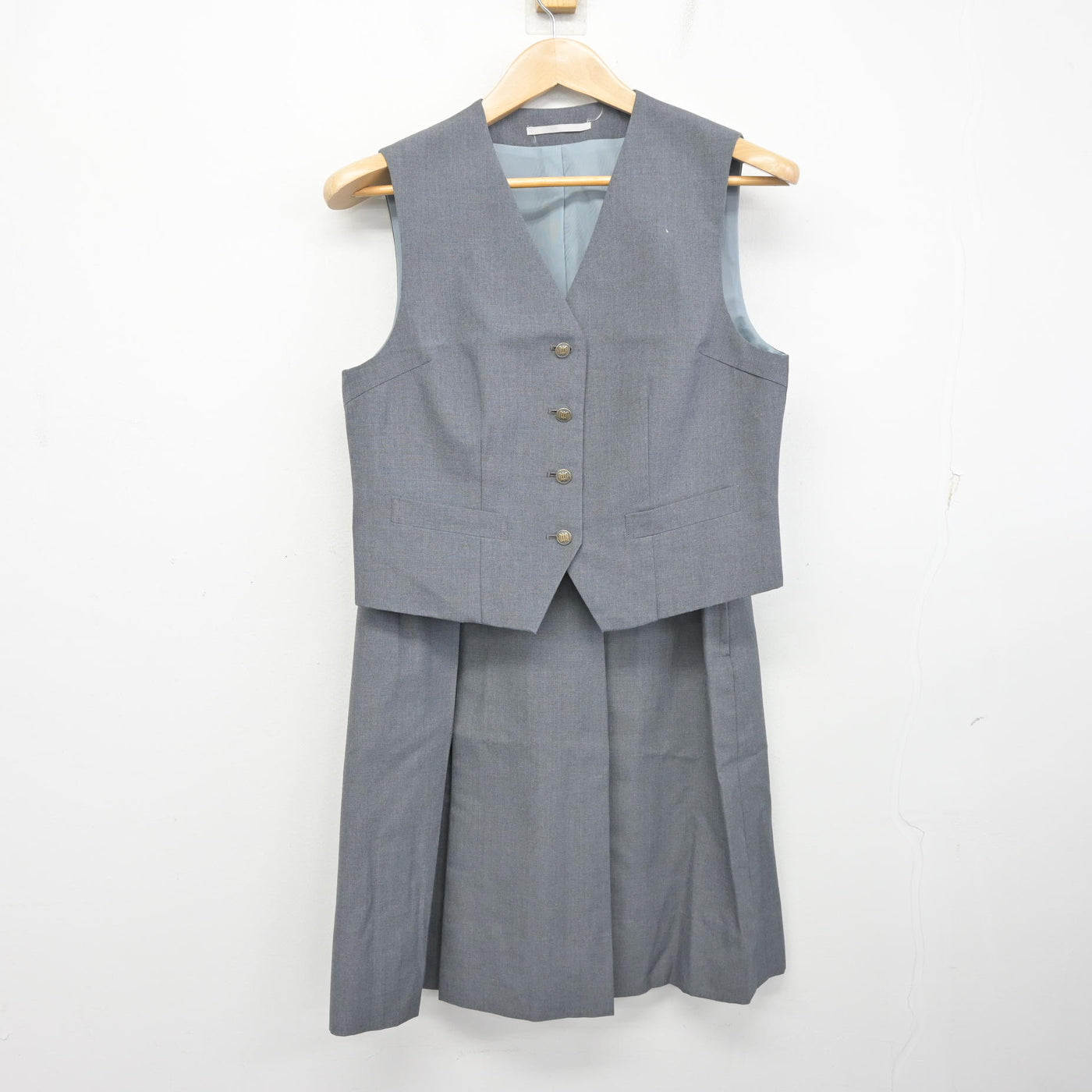 【中古】神奈川県 南河原中学校 女子制服 2点 (ベスト・スカート) sf103734